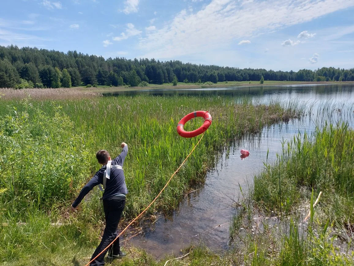 В живописном уголке, где вековые сосны обрамляют зеркальную гладь озера Боровецкое, прошёл традицион