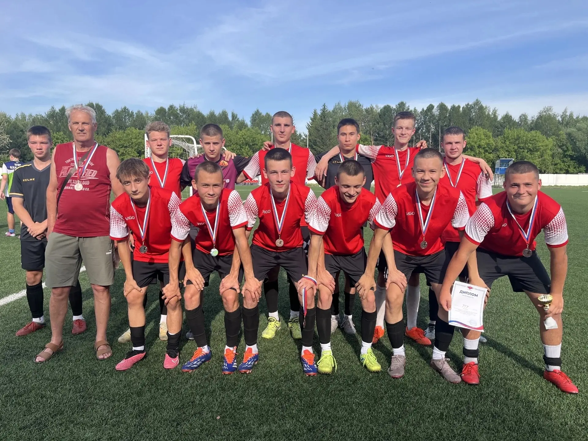 🥉 НАША КОМАНДА — ПРИЗЁР КРАЕВЫХ СОРЕВНОВАНИЙ ПО МИНИ-ФУТБОЛУ!

Команда нашего техникума заняла 3 ме