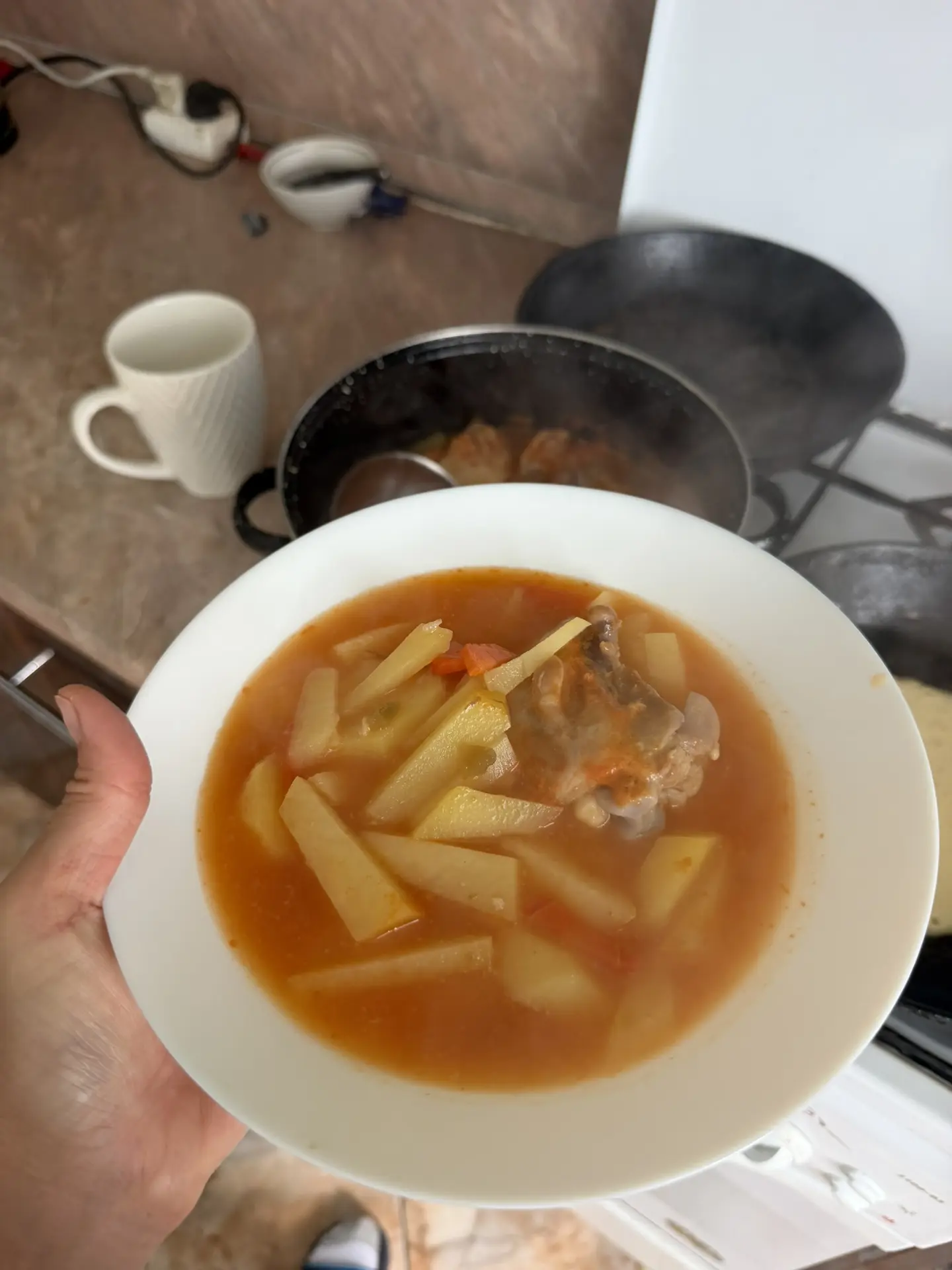 Заехала по пути к папе,завезла продукты, приготовила суп,блины. Немного убралась.