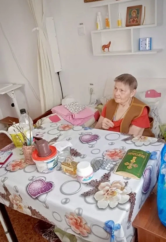 Христос воскресе!   На протяжении многих лет священники Усть-Ордынского Свято-Троицкого храма окормл