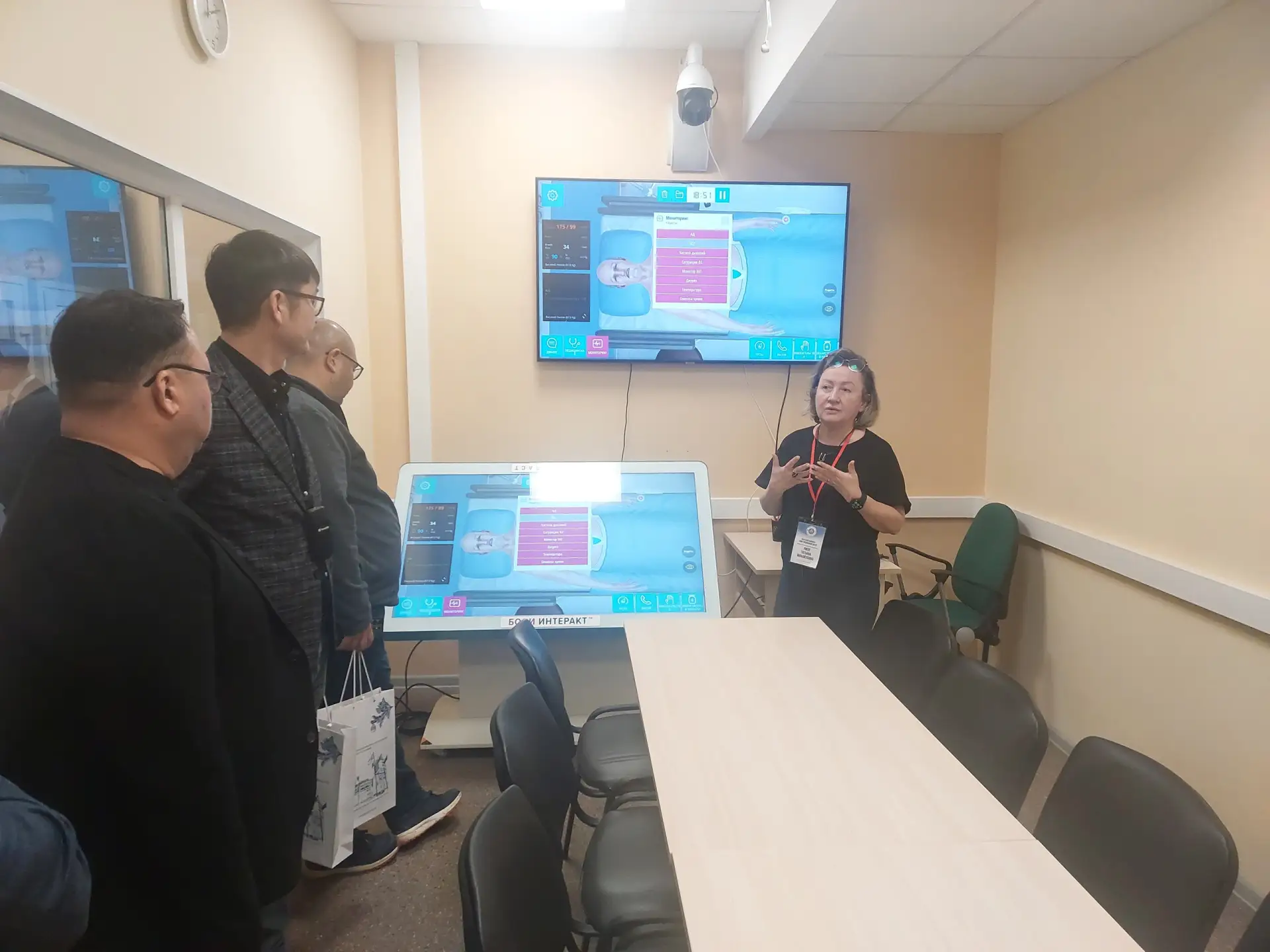 🇰🇿 Центр Алмазова посетила с визитом делегация из Республики Казахстан   🤝 Целью визита стало разв