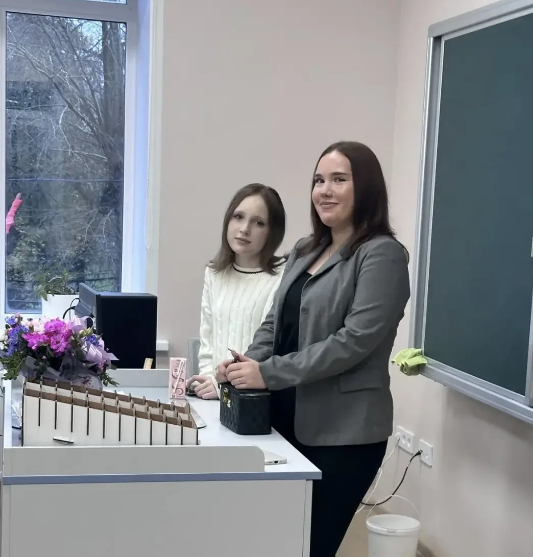 Международный День Учителя в лицее. Традиционно -день дублера. Лицеисты проходят профес...