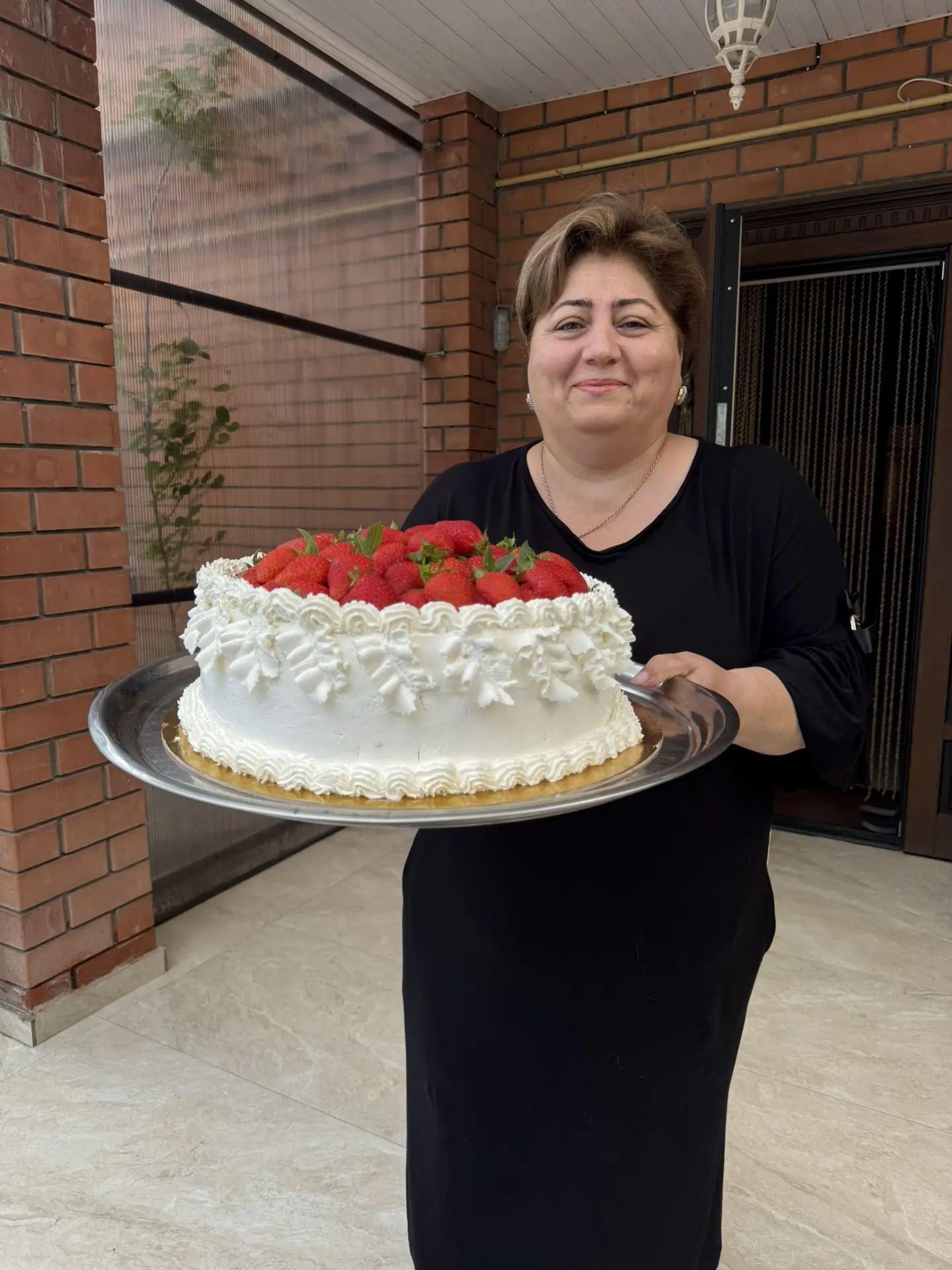 У нас сегодня 2 именинника.Поздравим?