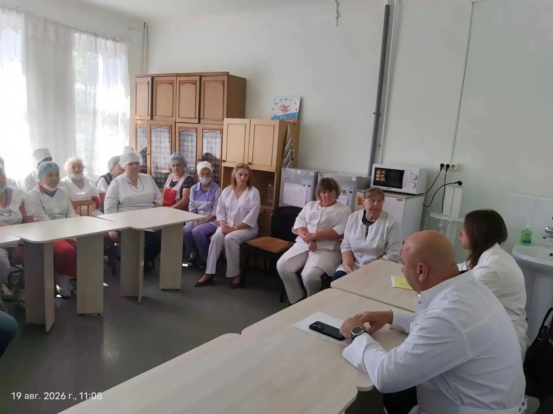 Главный врач Островский В. Н. провёл обход лечебно-диагностического отделения г. Балашо...