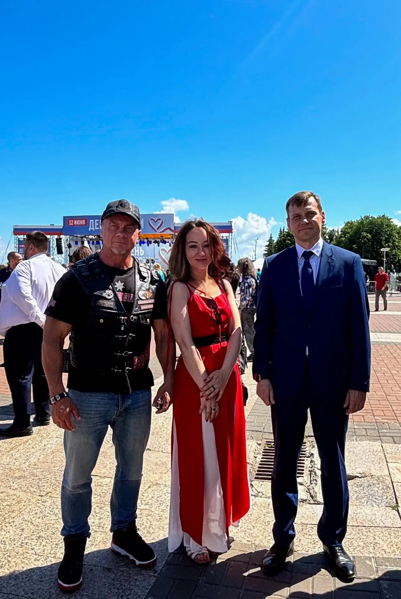 🇷🇺 Дорогие друзья, поздравляю с Днём России!

Этот праздник объединяет миллионы людей разных нацио