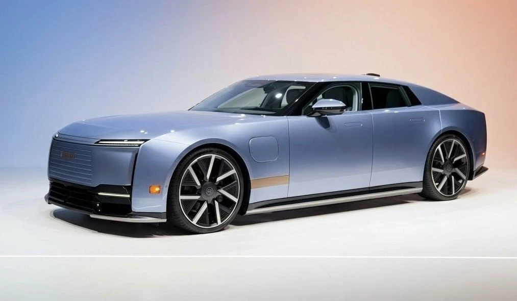 Серийный Jaguar Type 01 показали до премьеры
