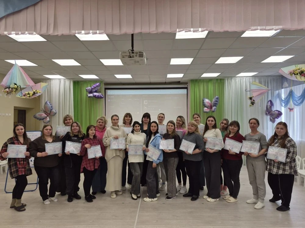 Будущее уже в нашем детском саду! 🚀🤖

Сегодня у нас прошел особенный день повышения квалификации. 