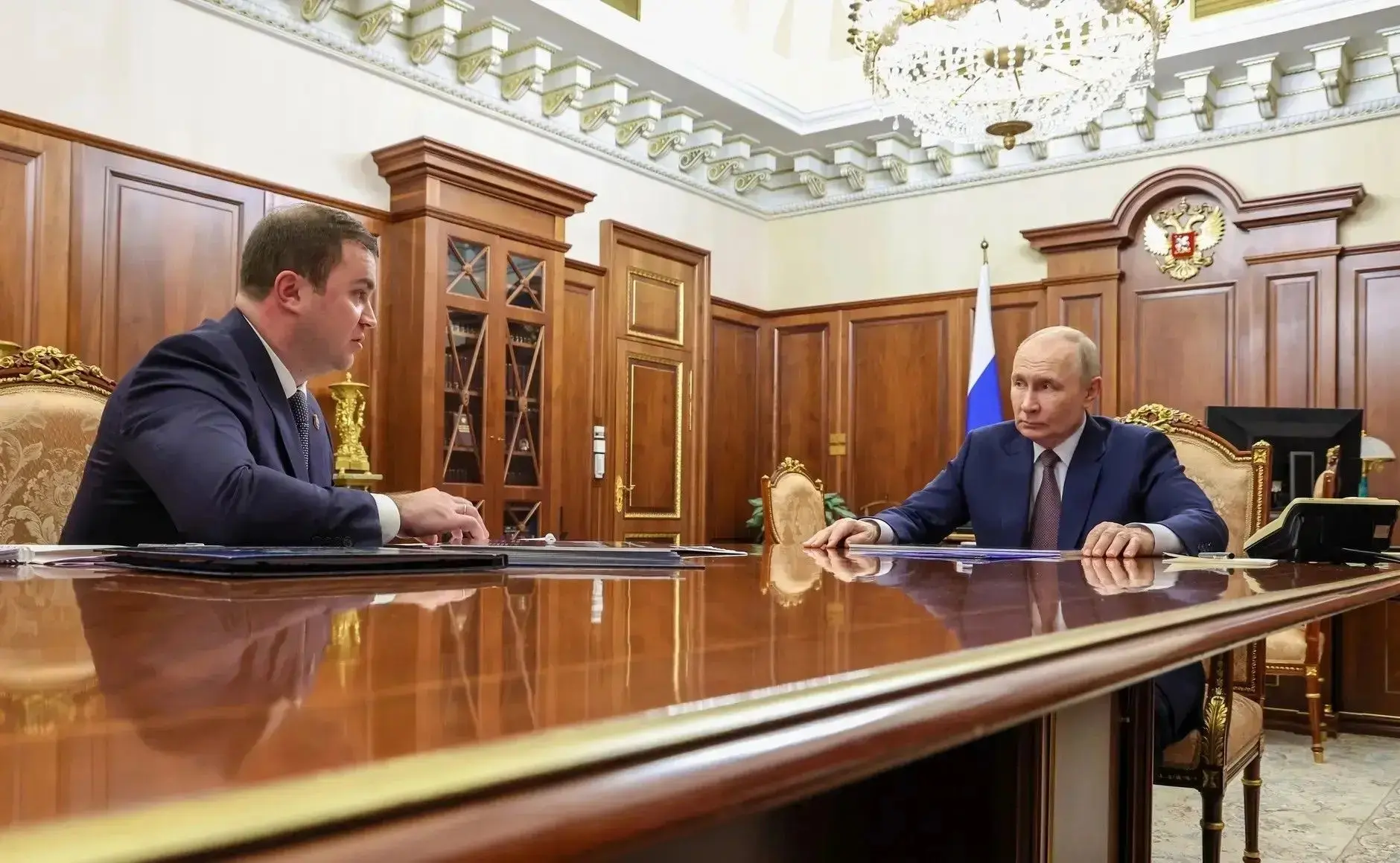 Владимир Путин и Виталий Хоценко обсудили статусность Омска и музей «Старина Сибирская»