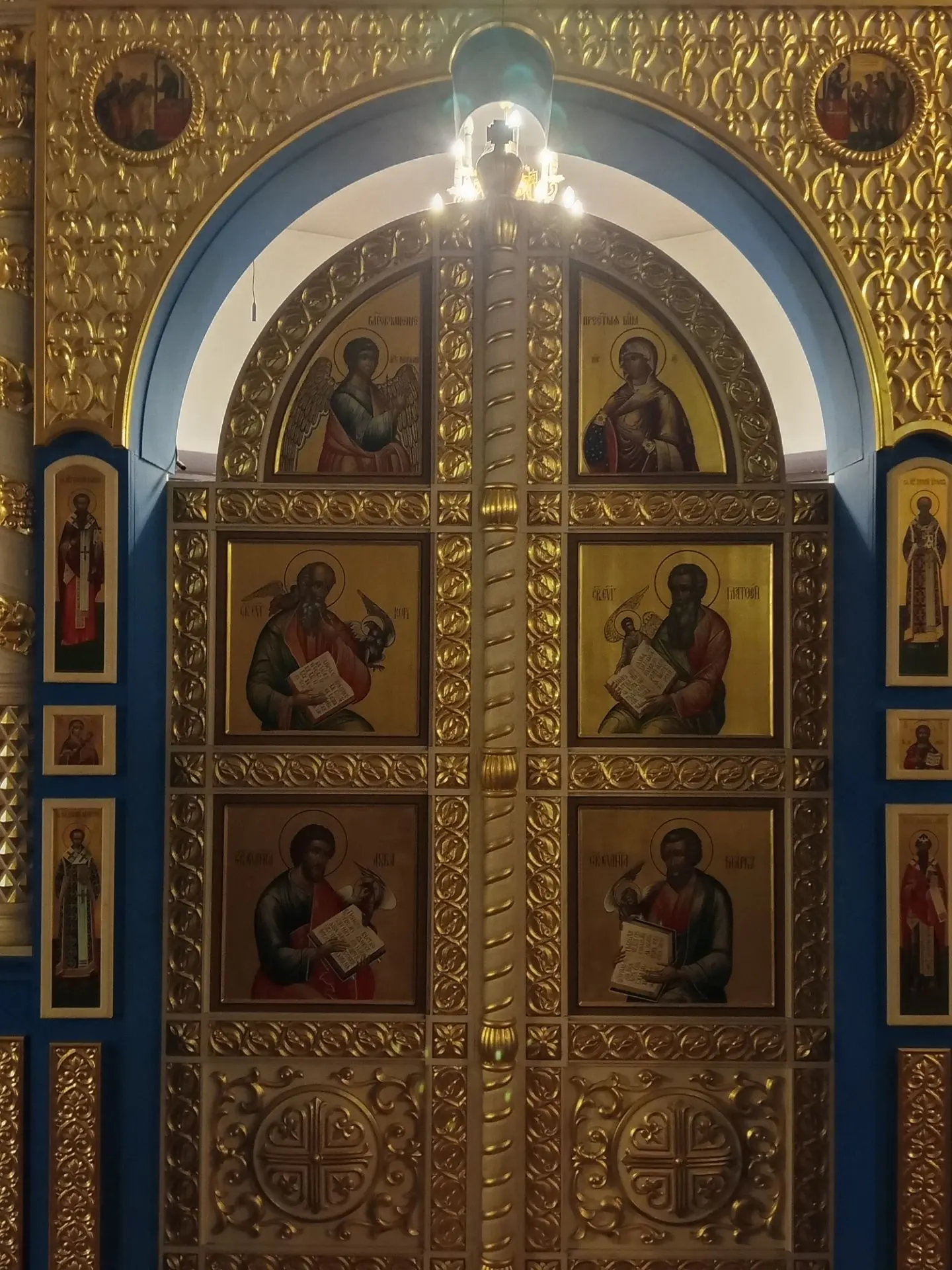 Сегодня за Божественной литургией в нашей обители.