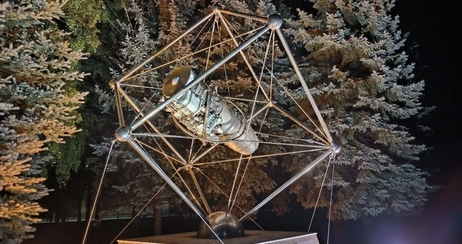 Приглашаем на прогулку в Сквер моторостроителей!