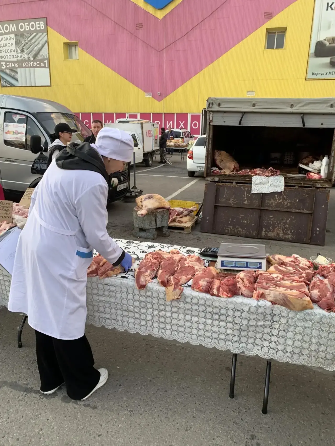 Губернаторская ярмарка в Засвияжье: пищевая продукция под ветеринарным контролем