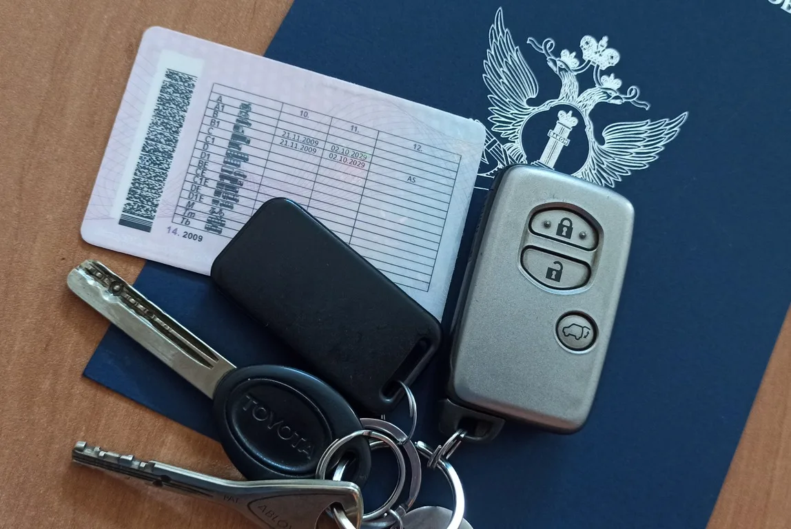 Для отмены запрета шелеховчанин погасил долг

⏺️Житель г. Шелехова оплатил кредитную задолженность в