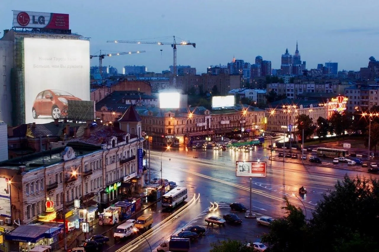 Окрестности Белорусского вокзала на снимках 2006 года. 📸