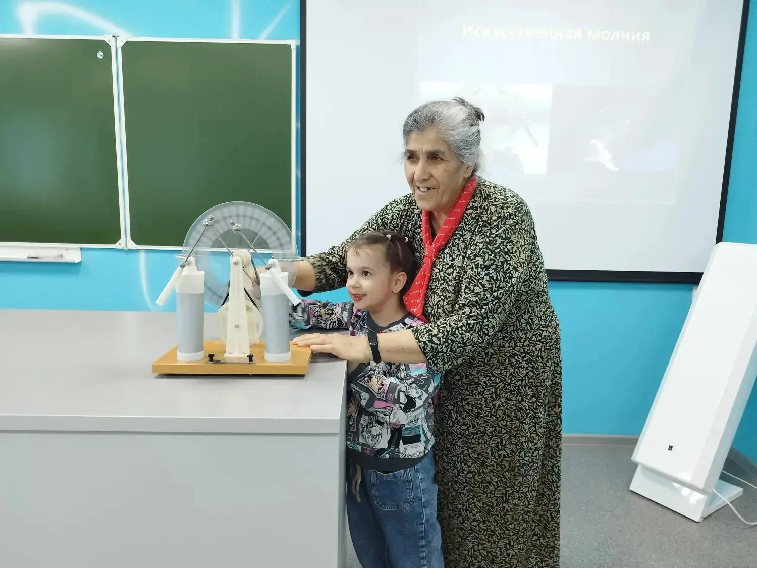 ✨ Сегодня наши ребята посетили Центр "Точка роста" МКОУ СОШ N 28 пос.Балковского. Было ...