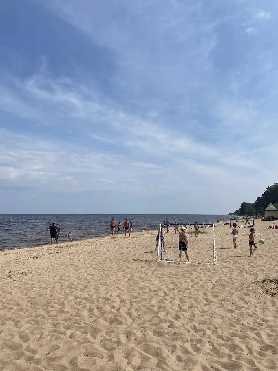 🏖 Пляж Кошкино на Ладоге — тихий уголок с соснами и песком

📍 деревня Кошкино, Морозовское городск