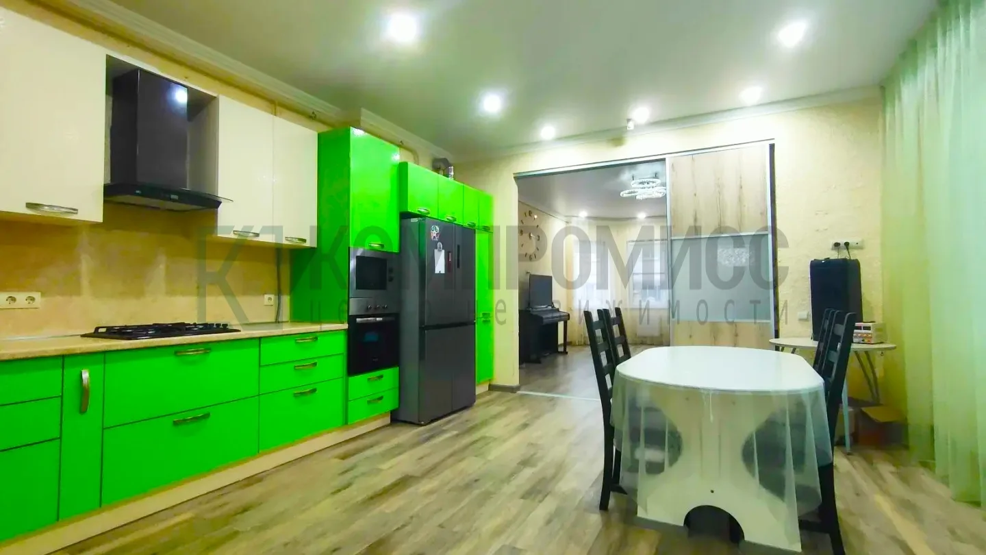 🏠 ID 129909312 Адрес: Краснодарский край, г. Краснодар, х. Ленина  📍 Добротный дом с баней и садом  