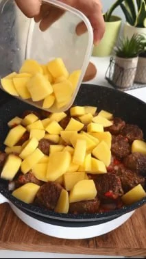 Вкусный ужин в одной сковороде