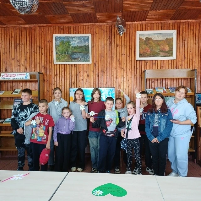 🌼🌼🌼РОМАШКОВЫЙ ХОРОВОД🌼🌼🌼
В преддверии Всероссийского праздника – День семьи любви и верности –