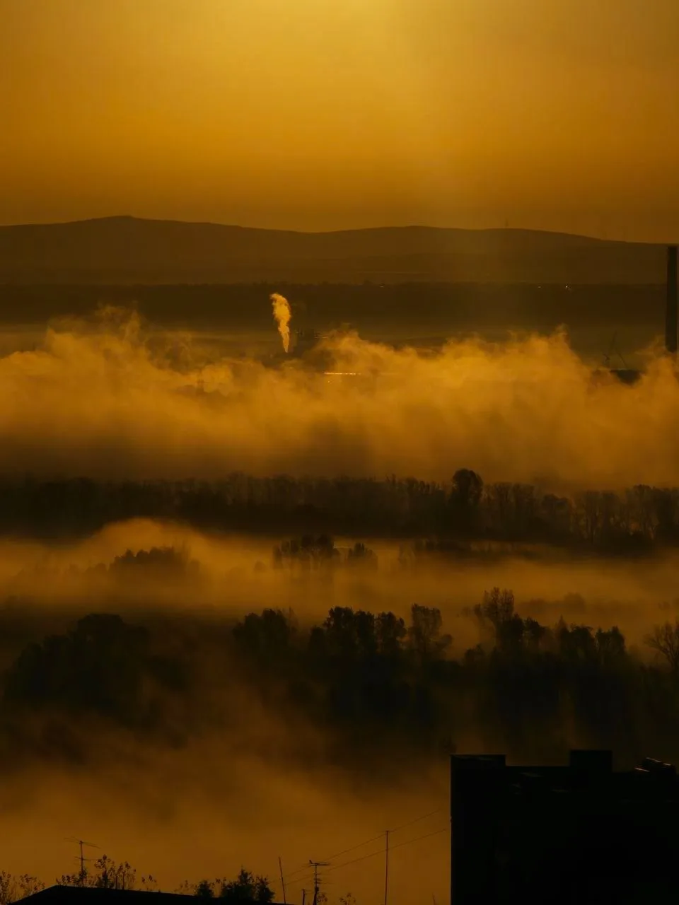 Красноярск в рассветном тумане 🌫🌇