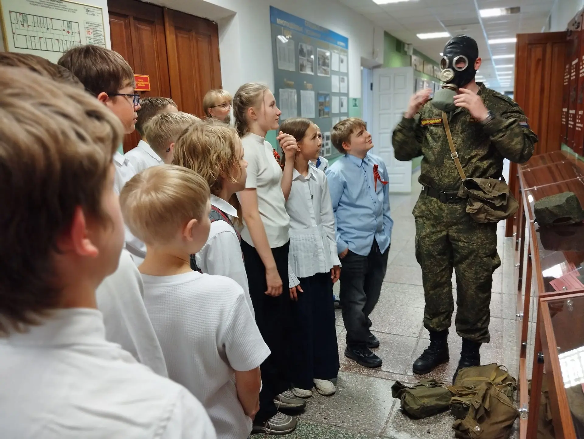 6 мая в ученики 5 Б класса МАОУ СОШ №134побывали в военном учебном центре УрФУ.  Встреча началась с 