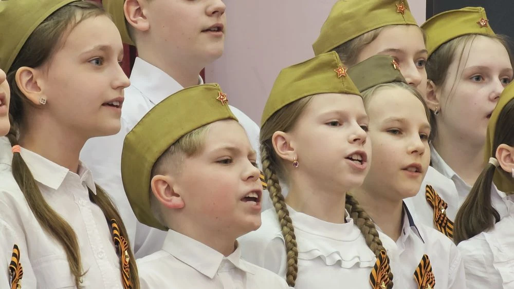 🇷🇺⭐️Праздничный концерт ко Дню защитника Отечества  🎼 В нашем лицее состоялся концерт, посвященный п