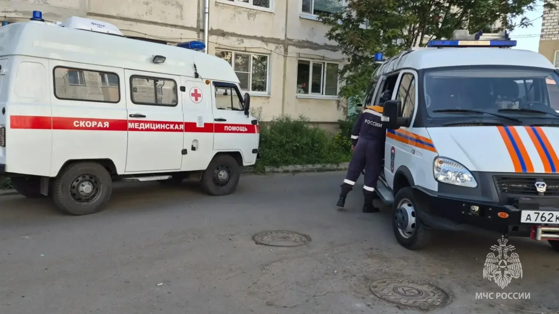 Спасатели МЧС попытались помочь женщине, не выходившей на связь.