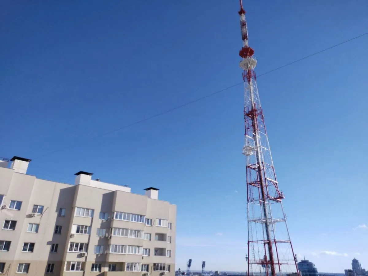 На воронежской телебашне зажгут праздничную подсветку в честь юбилейного радиомарафона
https://voron