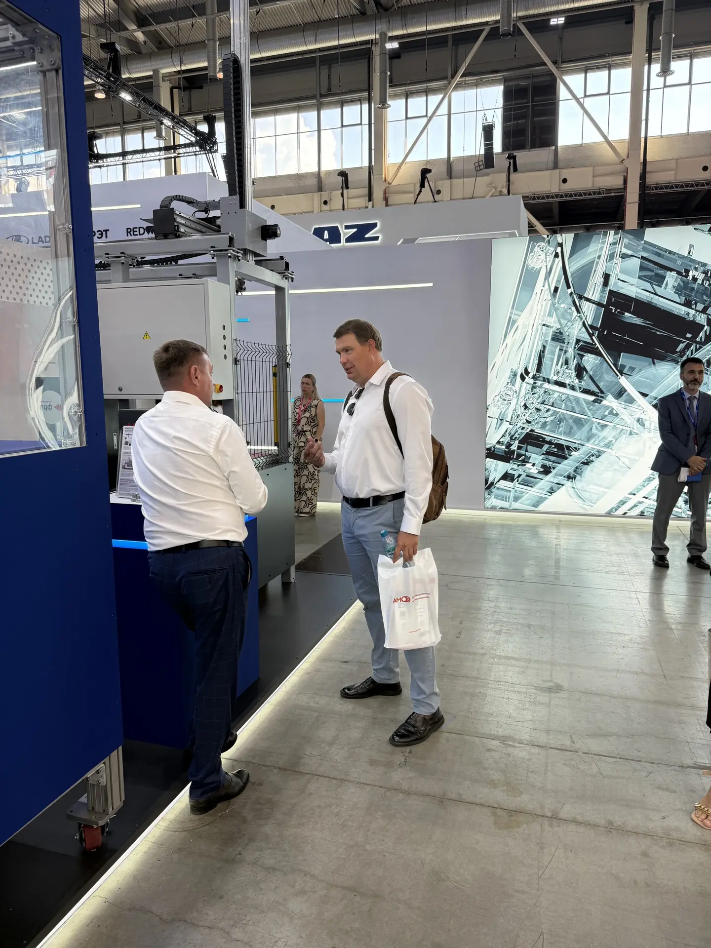 «Столетов» на ИННОПРОМ-2026: итоги переговоров с регионами

Второй и третий дни международной промыш