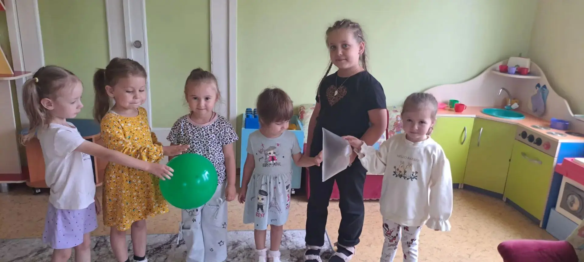 #  8 группа ""Гномики". Неделя в детском саду была посвящена экспериментам. Дети узнали...