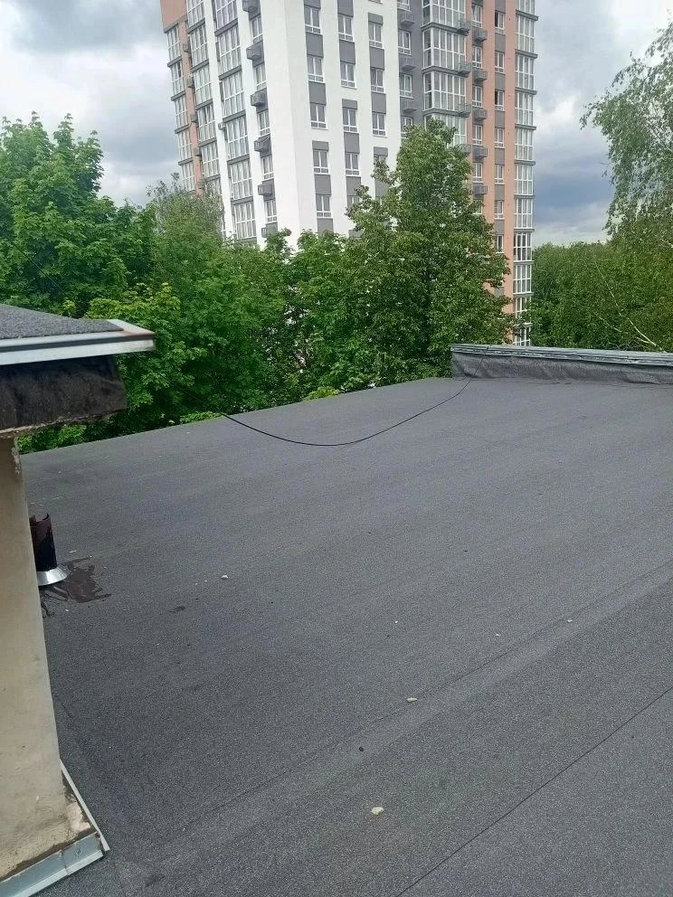 🏠 Заботимся о надежности кровель!

Регулярно очищаем крыши и водосточные системы от листвы и мусора