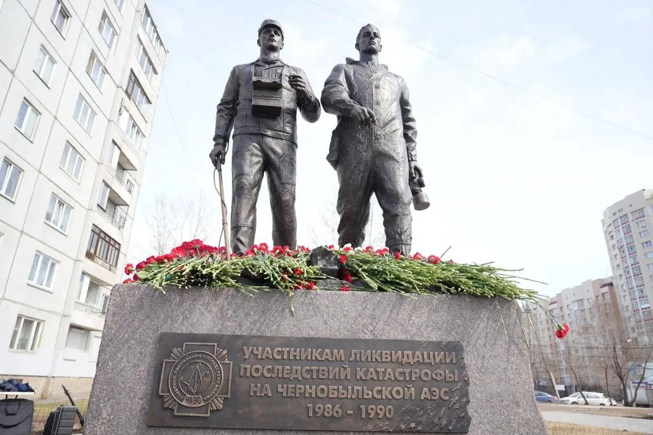 В день 40-летия с момента аварии на Чернобыльской АЭС в Красноярске открыли памятник участникам ликв