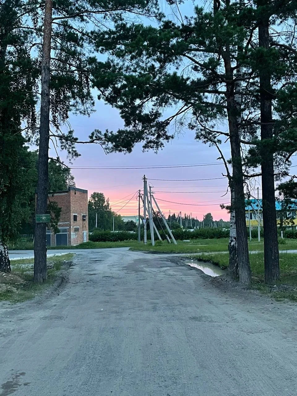 🌆 Хорошего вечера пятницы, богандинцы! ✨