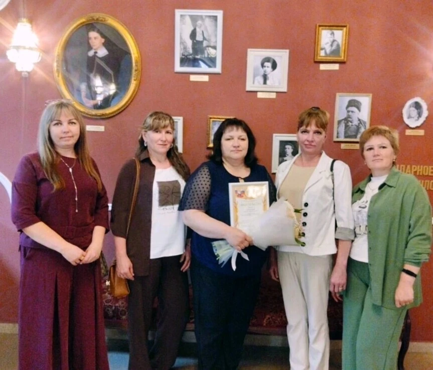 ✅ В День социального работника в Ульяновском драматическом театре состоялось торжествен...