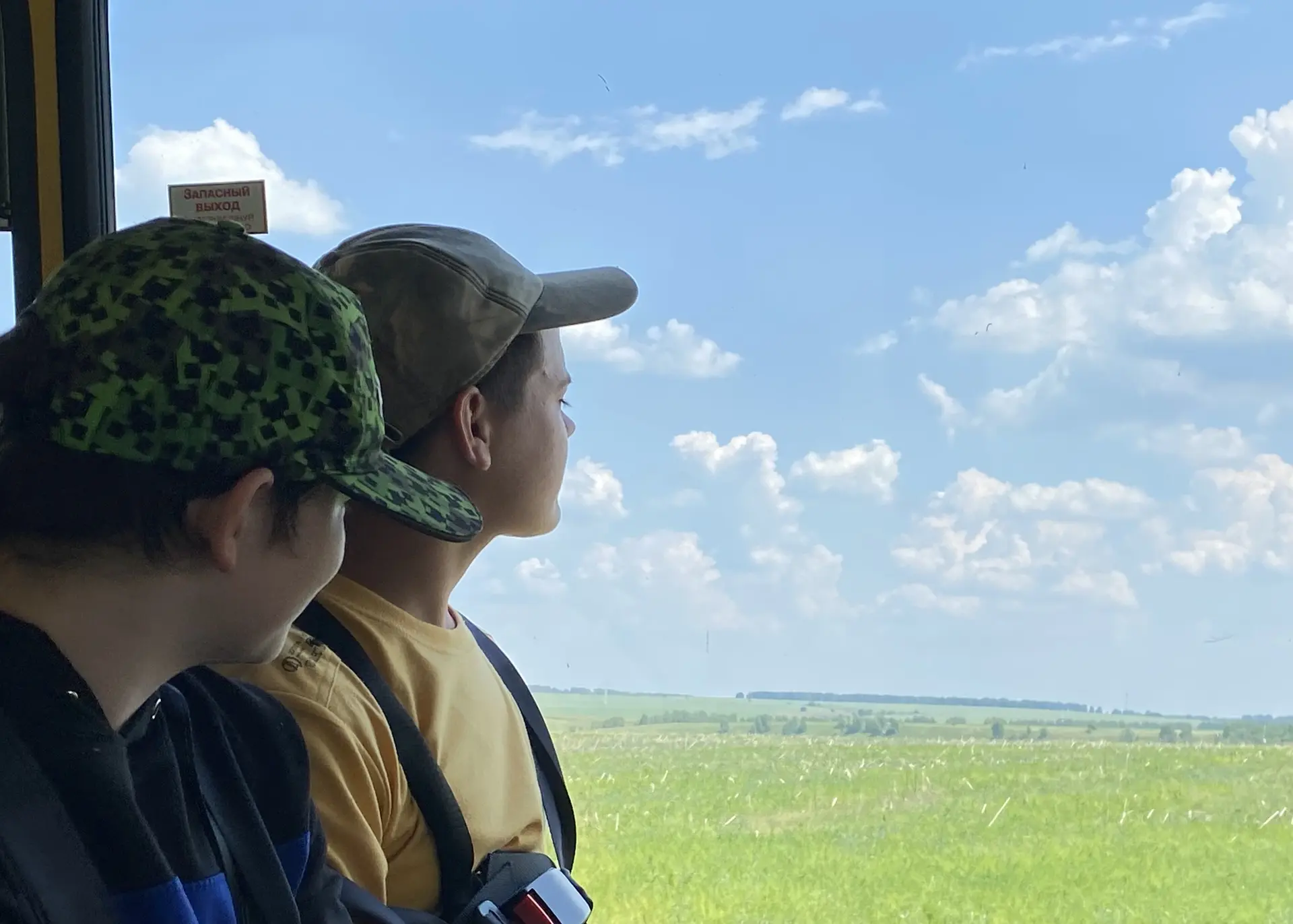🏕️РОБИНЗОН🏕️
8 июня открылась смена палаточного лагеря «РОБИНЗОН».
Ребята проведут в нём несколько