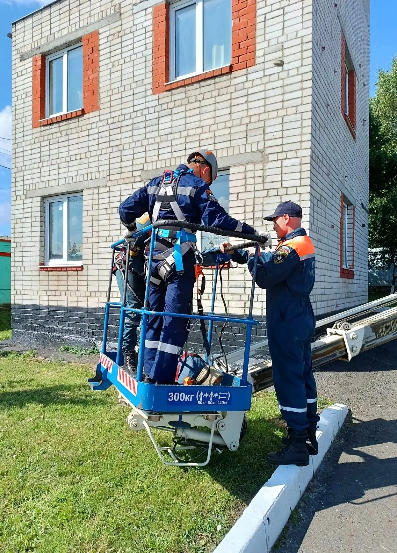 🚨 16 июля в Аварийно-спасательной службе Курской области комитета региональной безопас...