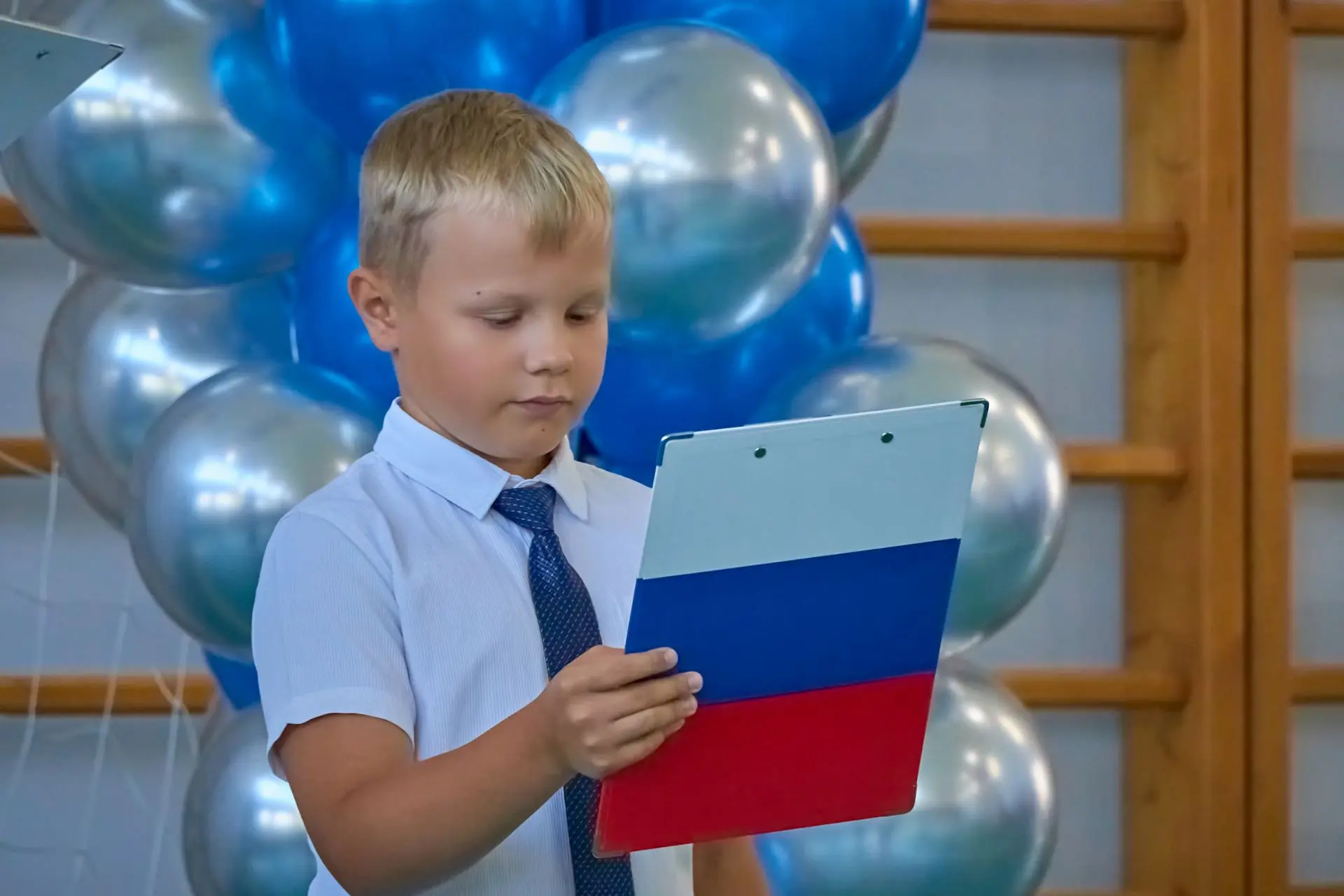 Первое сентября — это всегда особенный день. День, когда воздух звенит от предвкушения,...