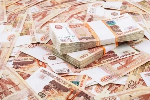 💰Россияне получали в среднем 110 тысяч рублей в июле 2026 года