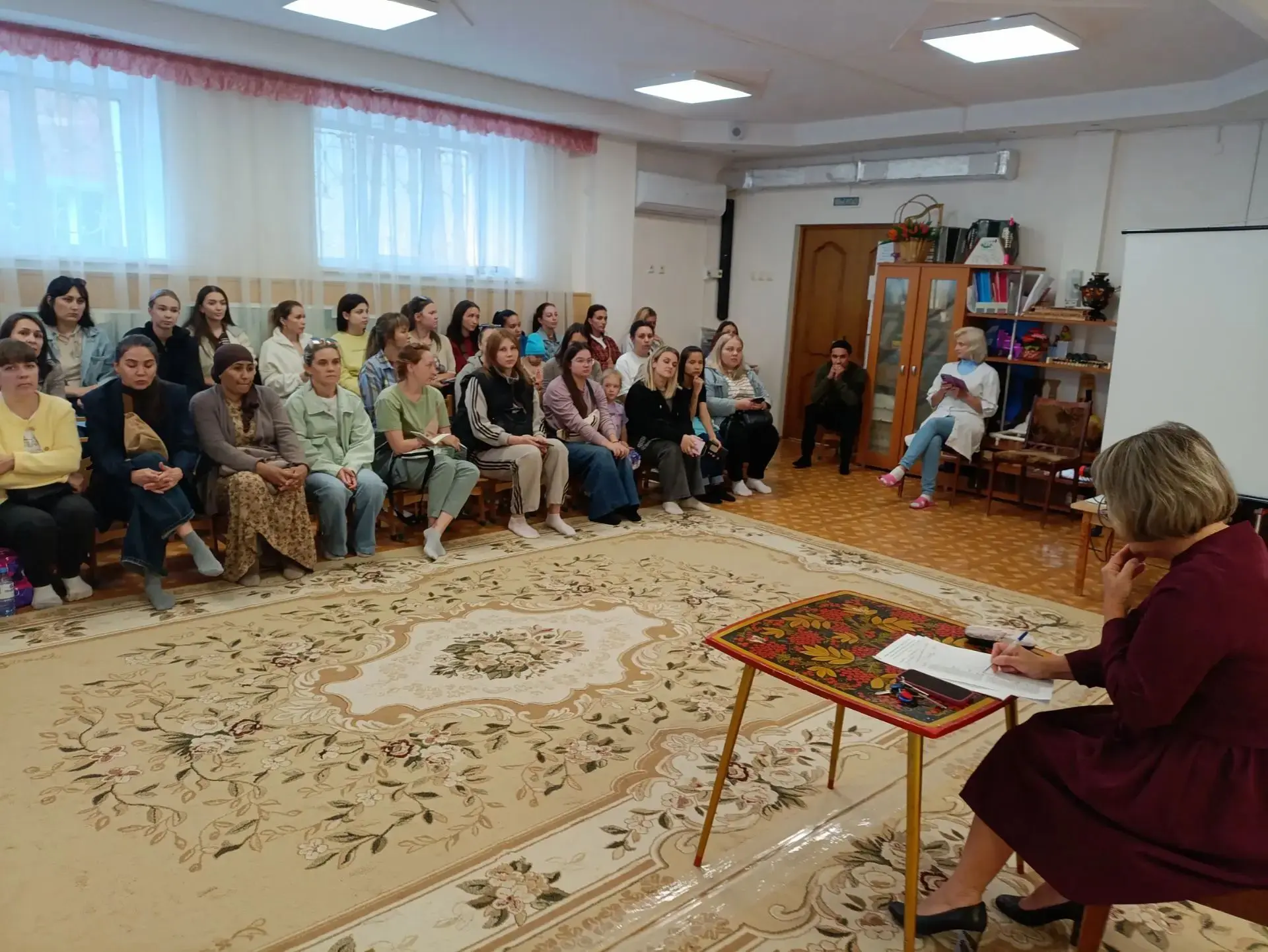 «Безопасность и традиции: в нашем детском саду прошло первое родительское собрание для ...