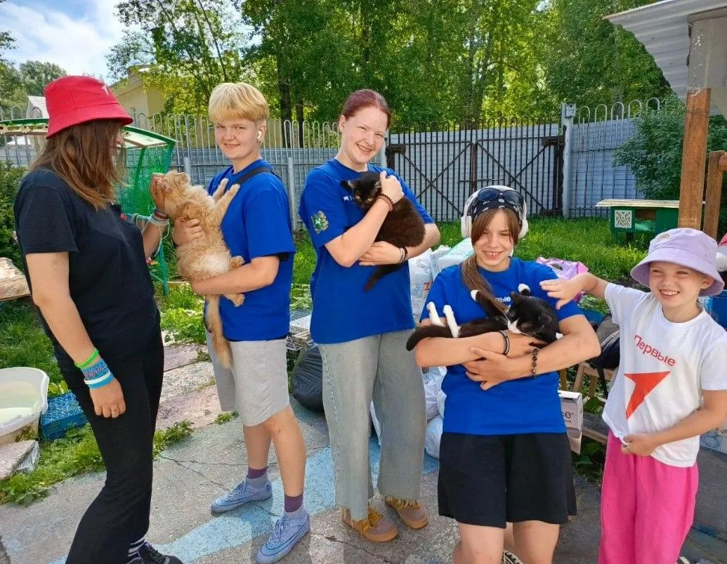 В Северске проходит традиционная ежегодная акция «Дарю тепло».🐱Участниками Акции могут...
