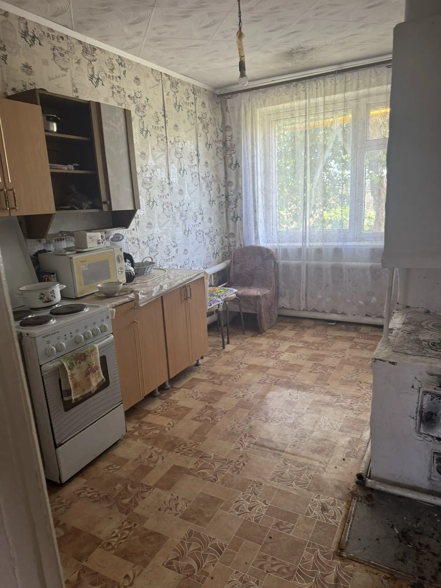 Продается дом в селе Репьевка.  65 кВ.м.  Три комнаты . Большая кухня . Отопление элект...