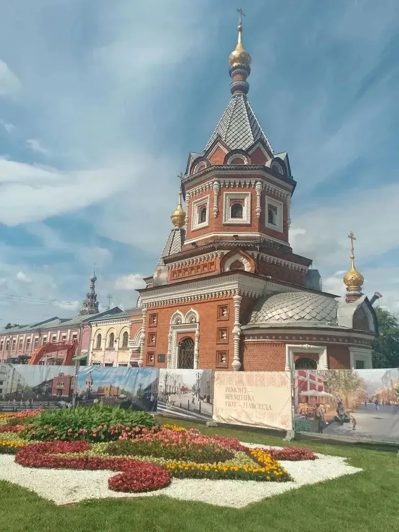 Как правильно начать каникулы? Конечно же, отправиться в путешествие! 🚌✨