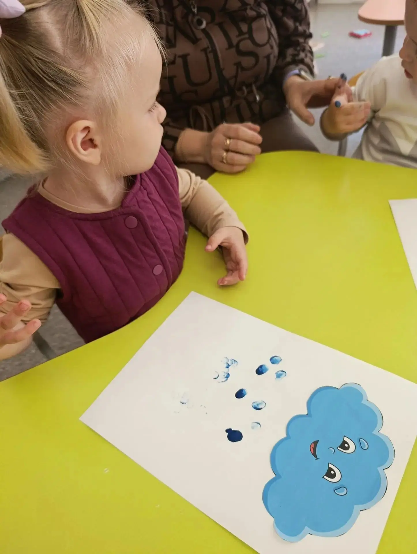 Ни для кого не секрет, что адаптация ребёнка 2–3 лет к детскому саду — это сложный проц...