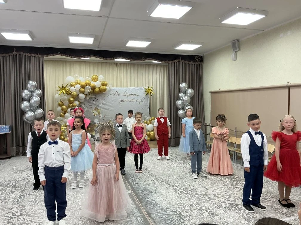 🎓 Прощай, детский садик! Здравствуй, школа!