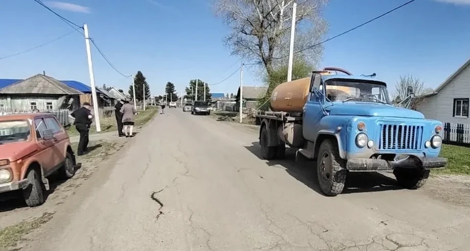 Прокуратура Большеуковского района Омской области взяла на контроль ход проверки по факту ДТП, в кот