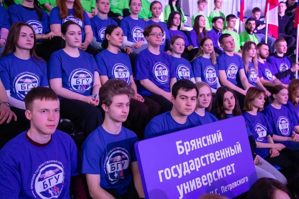 Делегация университета посетила фестиваль боевых искусств, посвященный 12-й годовщине воссоединения 