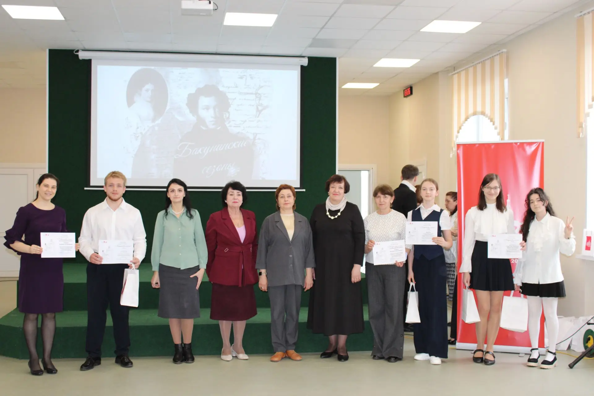 16 апреля третий корпус нашей школы распахнул двери для проведения IV регионального фестиваля-конкур