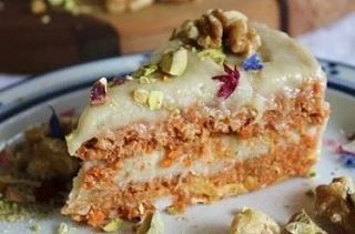 МОРКОВНЫЙ СЫРОЕДЧЕСКИЙ ТОРТ