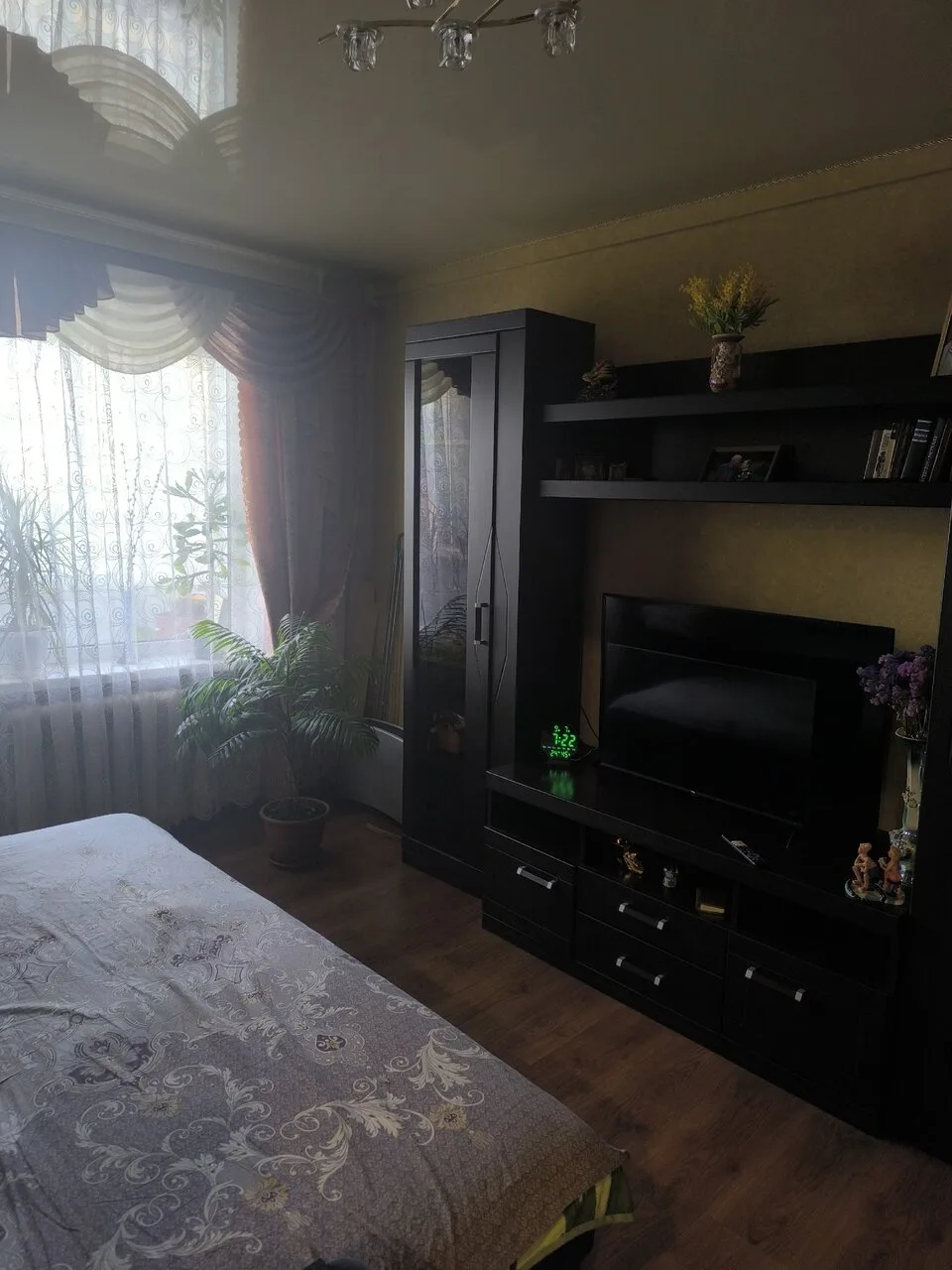 Продам квартиру, 2-й этаж, Енакиево, 1,5 млн