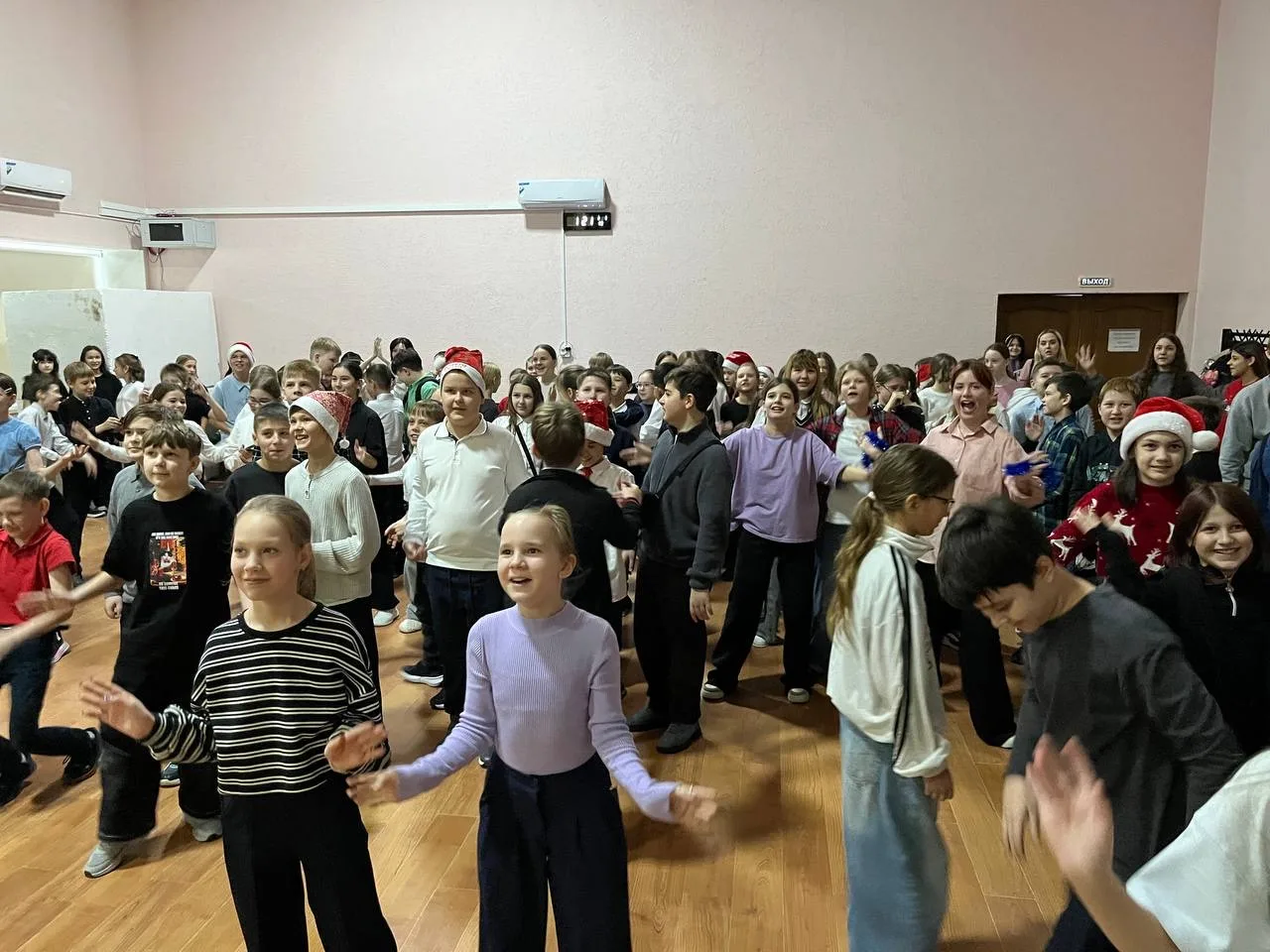 Новогодняя сказка состоялась!❄️  В течение нескольких дней наши ученики погружались в атмосферу волш