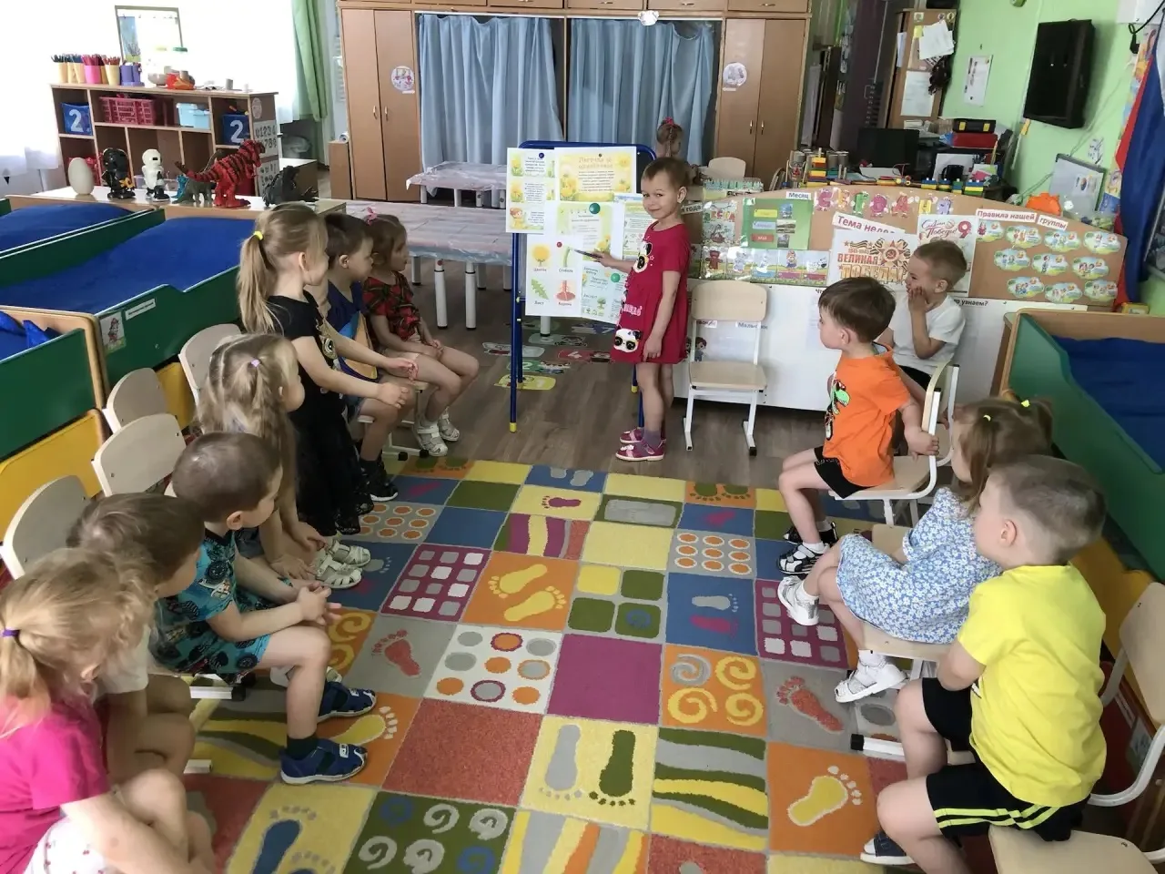 В группе «Улыбка» очень любят отмечать необычные праздники! 🌼 Недавно ребята весело и ...